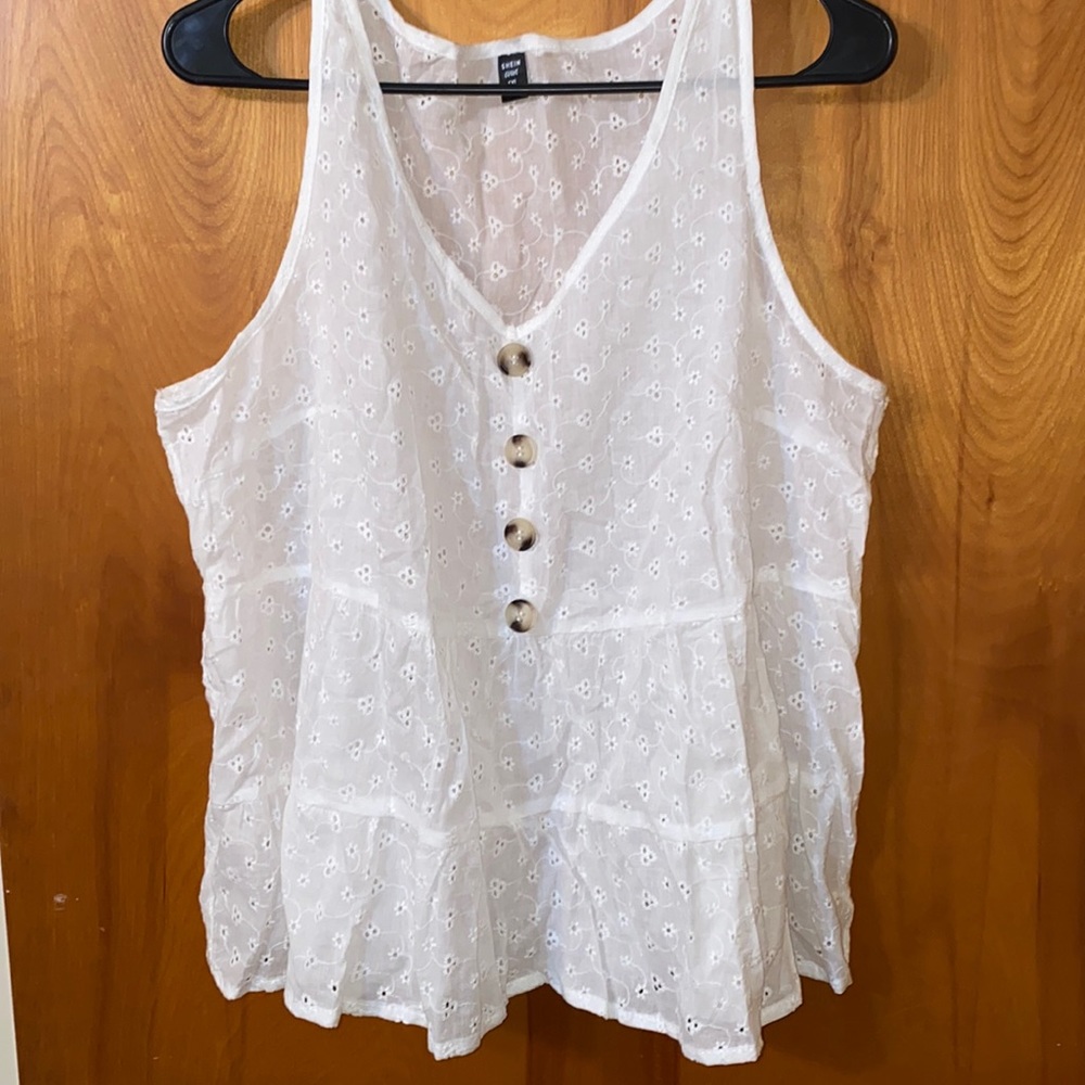 SHEIN Curve White Lace Tank Top